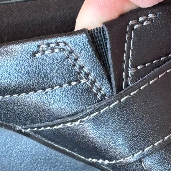 Clarks Angie Mist Black Leather Slip On Clogs Mules Sz 10M - Picture 6 of 8